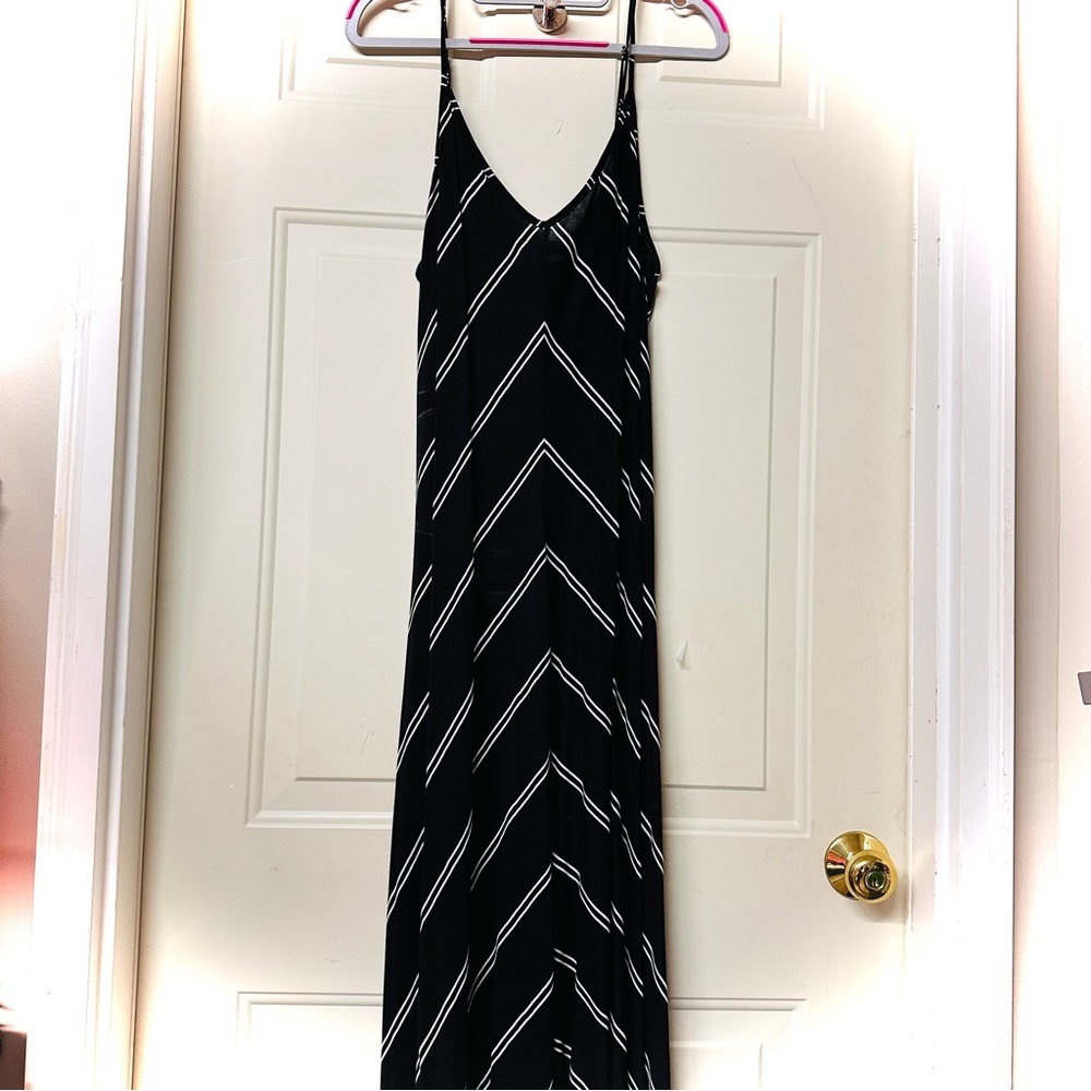 LOFT Black and White Maxi Dress size XL